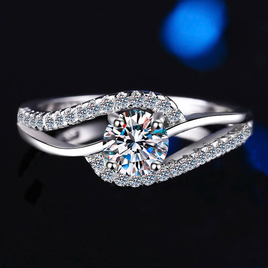 Fine Jewelry 18K White Gold Plated Charm Design VVs1 Moissanite Jewellery Wholesale Price 925 Sterling Silver Wedding Ring
