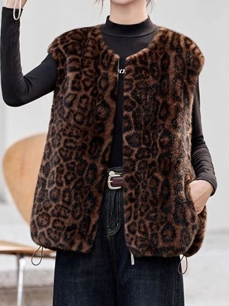 Winter fashion casual senior sense thin fur integrated leopard print vest warm top clothing chalecos para mujer