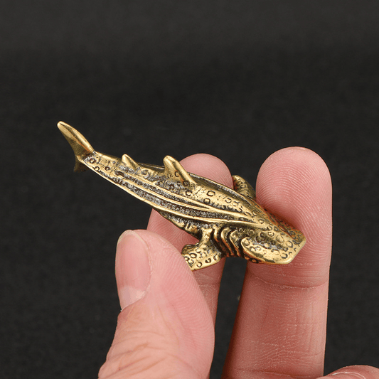 Vintage Brass Shark Figurine - Antique-Style Collectible, Perfect for Home & Office Decor, Ideal New Year Gift