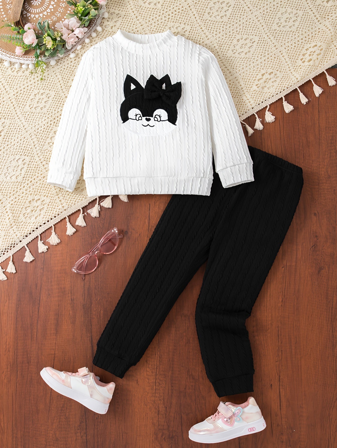 Toddler Girl Cartoon Graphic Bow Front Sweatshirt & Comfy Sweatpants, Kids Clothes For Spring Fall