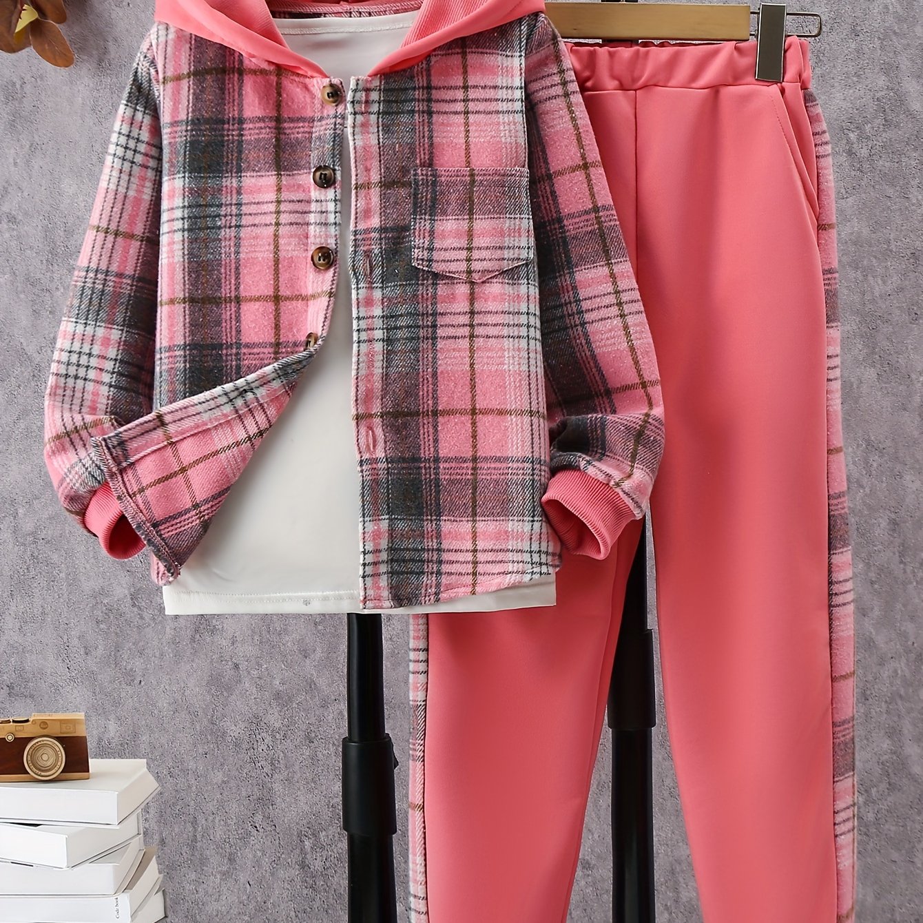 Trendy Girls' 2pcs Outfits, Plaid Hooded Shirt & Jogger Pants with Pocket, Comfy Sets Kids Clothes for Fall Sports
