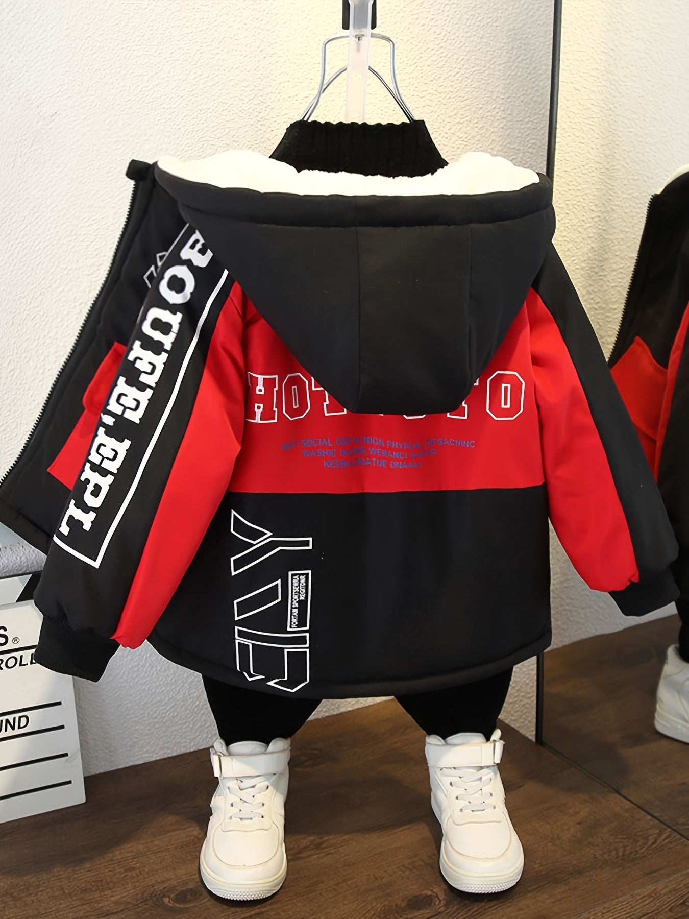 Boys Fashionable Letter Print Color Block Fleece Lining Hooded Jacket With Pockets, Long Sleeve Zip Up Jacket, Kids Clothes For Fall Winter Outdoor
