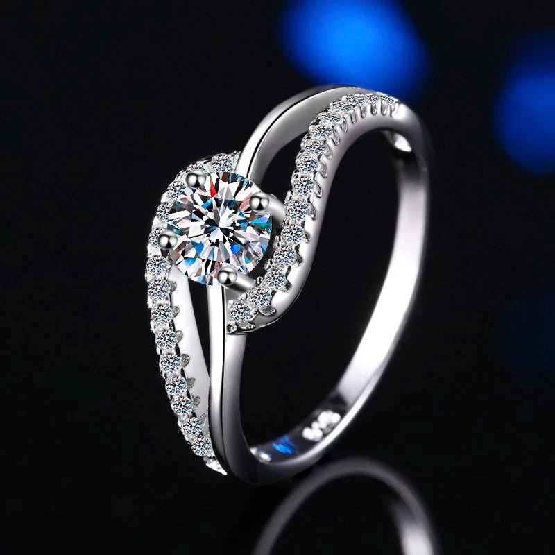 Fine Jewelry 18K White Gold Plated Charm Design VVs1 Moissanite Jewellery Wholesale Price 925 Sterling Silver Wedding Ring