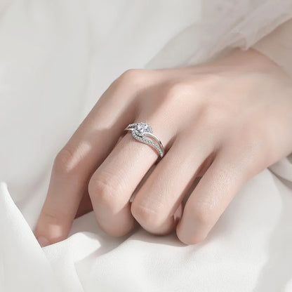 Fine Jewelry 18K White Gold Plated Charm Design VVs1 Moissanite Jewellery Wholesale Price 925 Sterling Silver Wedding Ring