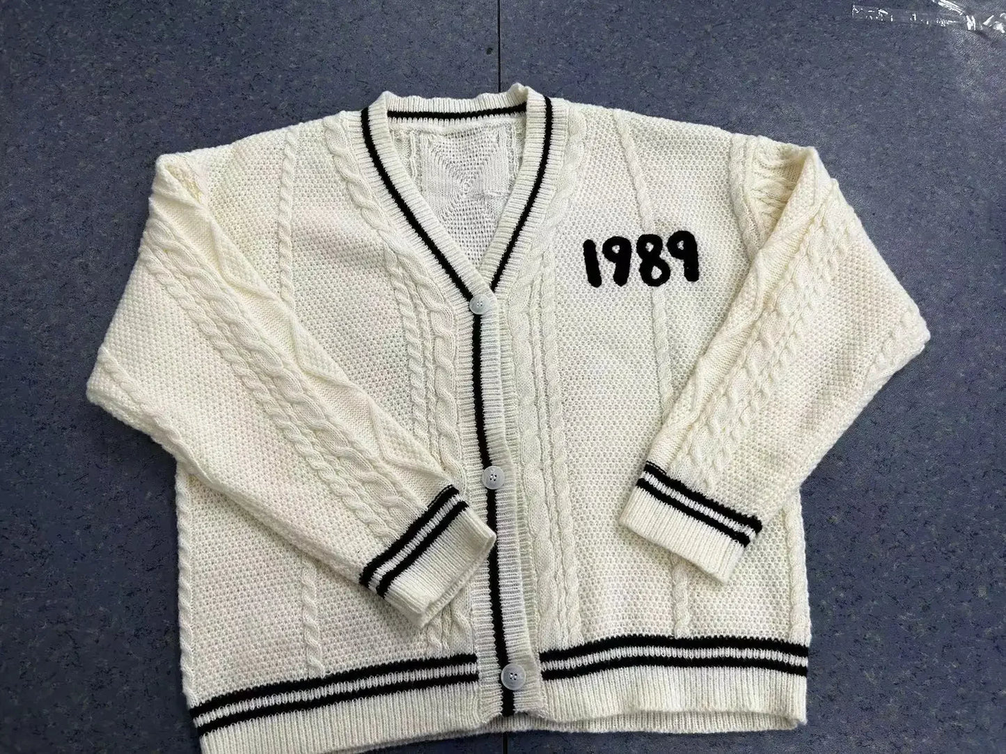 Cardigan For women Bird Embroidery Special Knit 1989 taylor Cardigan Slouchy Style Vintage Sweater