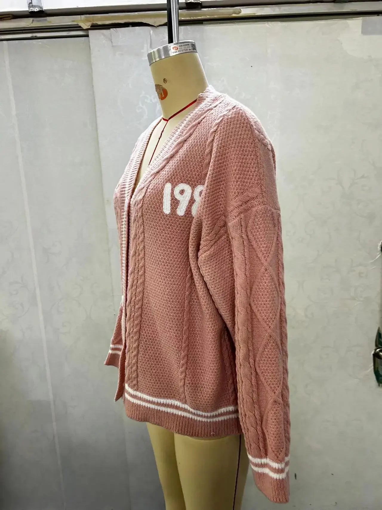 Cardigan For women Bird Embroidery Special Knit 1989 taylor Cardigan Slouchy Style Vintage Sweater