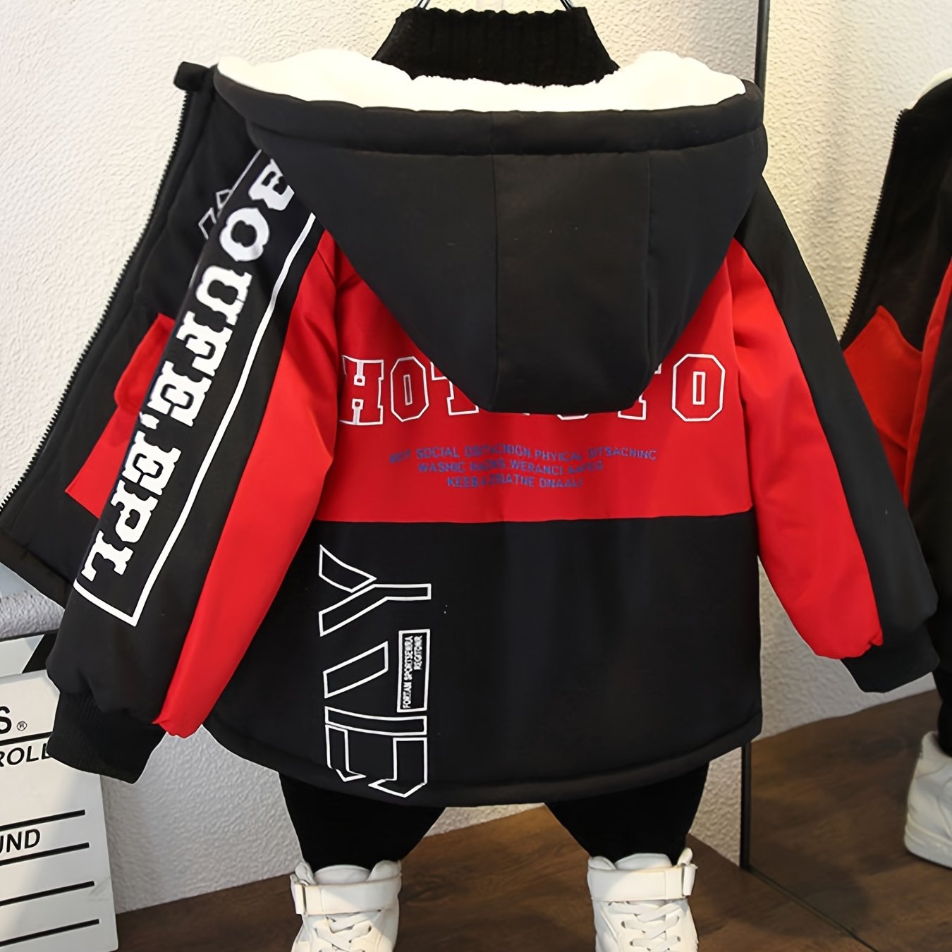 Boys Fashionable Letter Print Color Block Fleece Lining Hooded Jacket With Pockets, Long Sleeve Zip Up Jacket, Kids Clothes For Fall Winter Outdoor